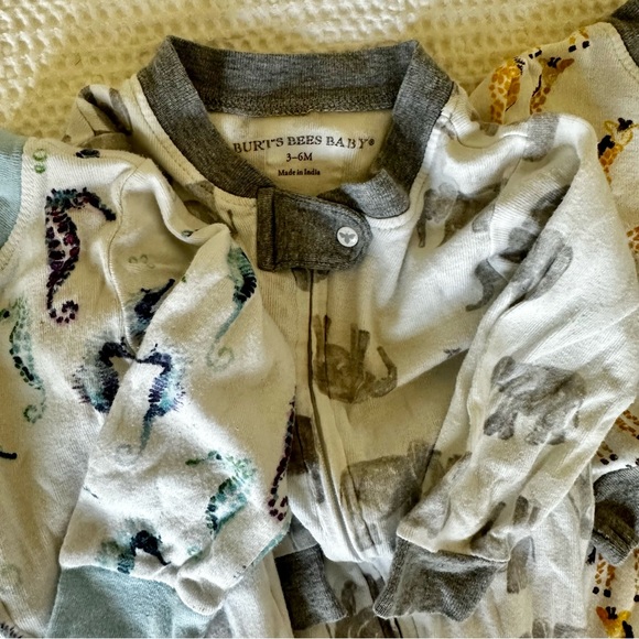 Burts bees footie bundle - Picture 4 of 7